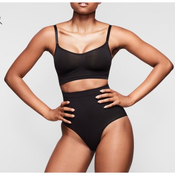 New SKIMS Sculpting Mid Waist Brief Size 2X / 3X ONYX - Picture 4 of 7